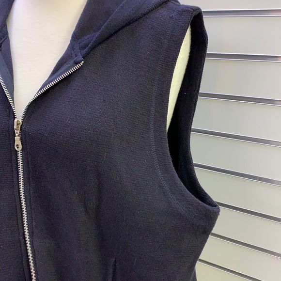 Norton Studio Petites Zip up vest - Picture 2 of 4